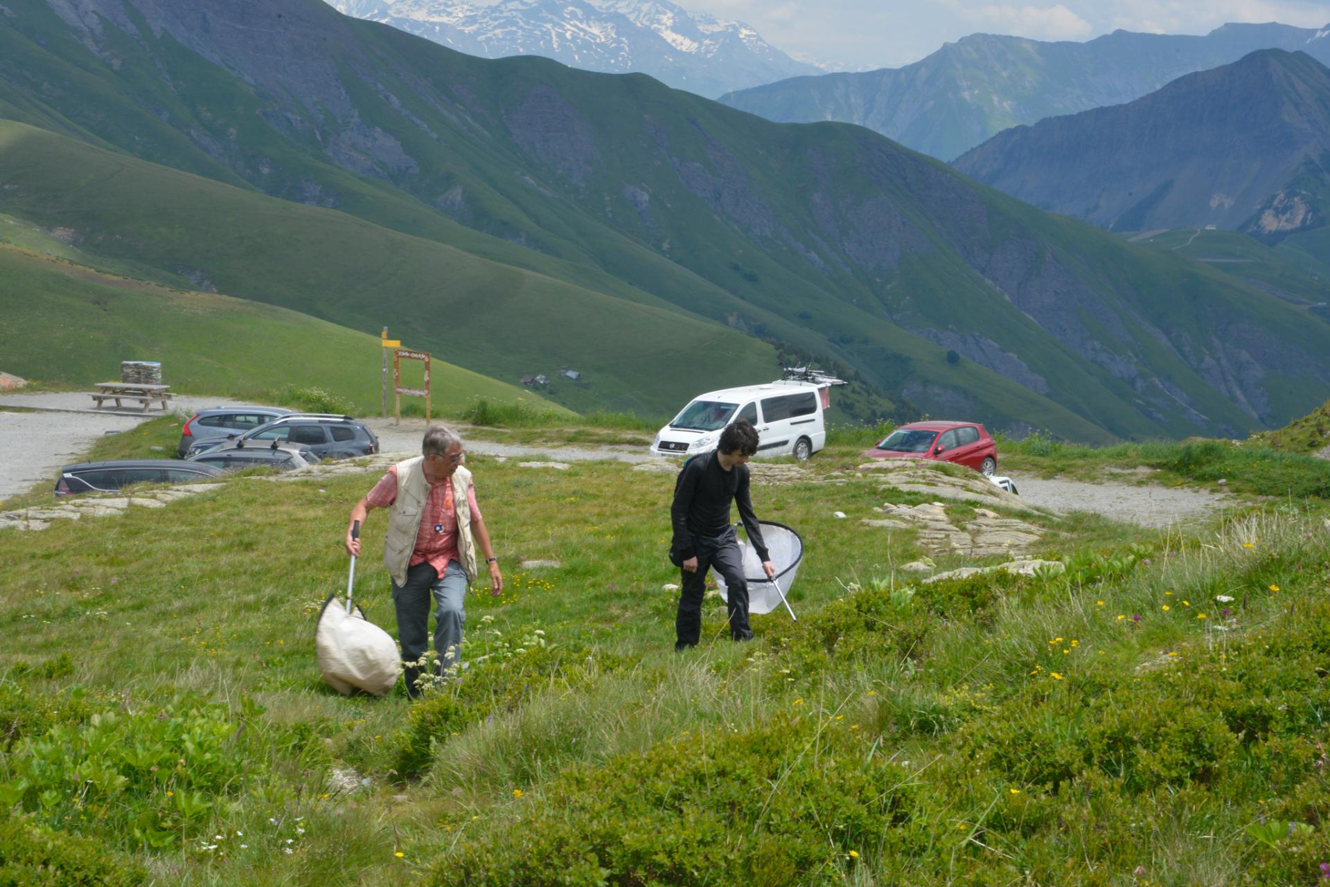 Fauchage : la relève des générations ! Gérard COLLOMB et Guillaume GISSINGER